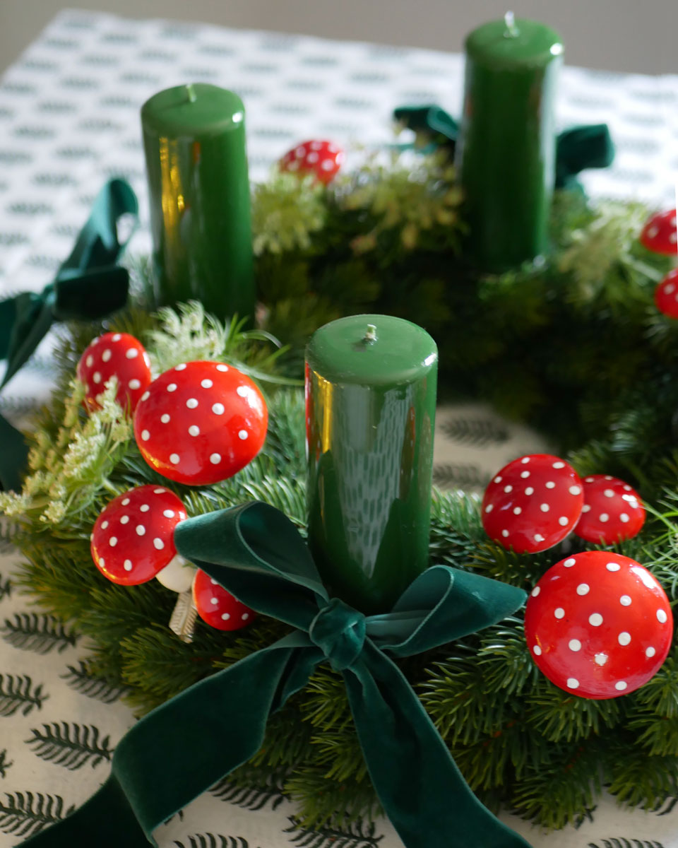 Set für Adventskranz in Dunkelgrün