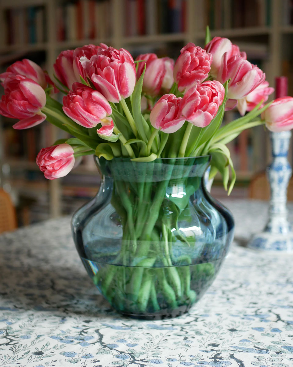 Große Vase in Rauchblau