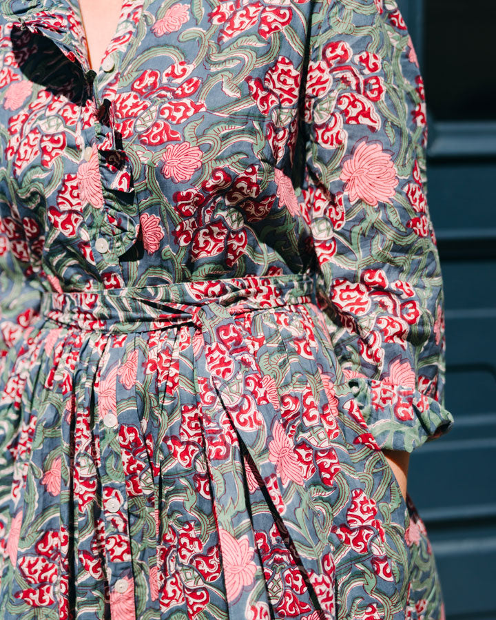 Kleid mit Volantkragen "Leonie" in blauem Muster