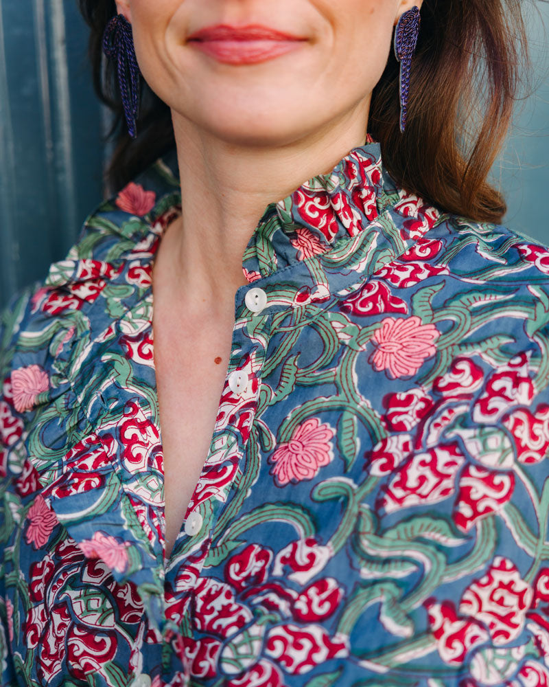 Kleid mit Volantkragen "Leonie" in blauem Muster