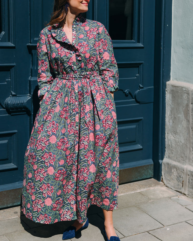 Kleid mit Volantkragen "Leonie" in blauem Muster