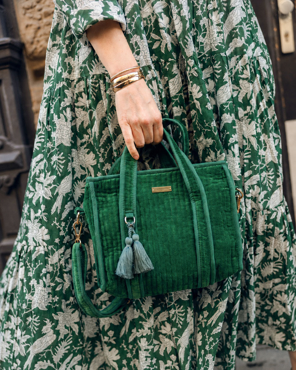 Mini Tote Bag aus Samt - flaschengrün