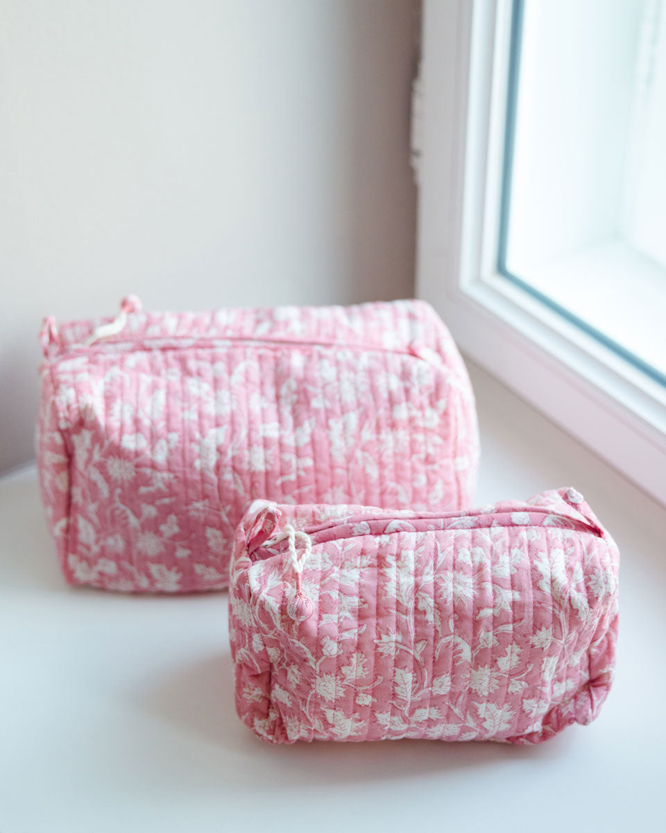 Necessaire-Set mit rosa Blockprint