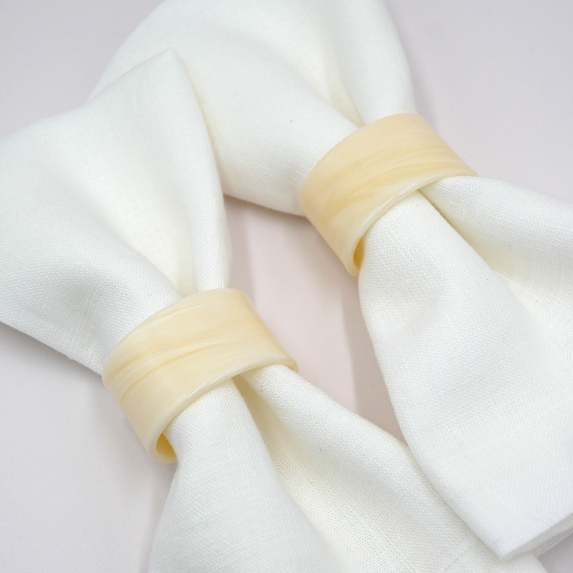 Serviettenring aus Acryl - Perlmutt