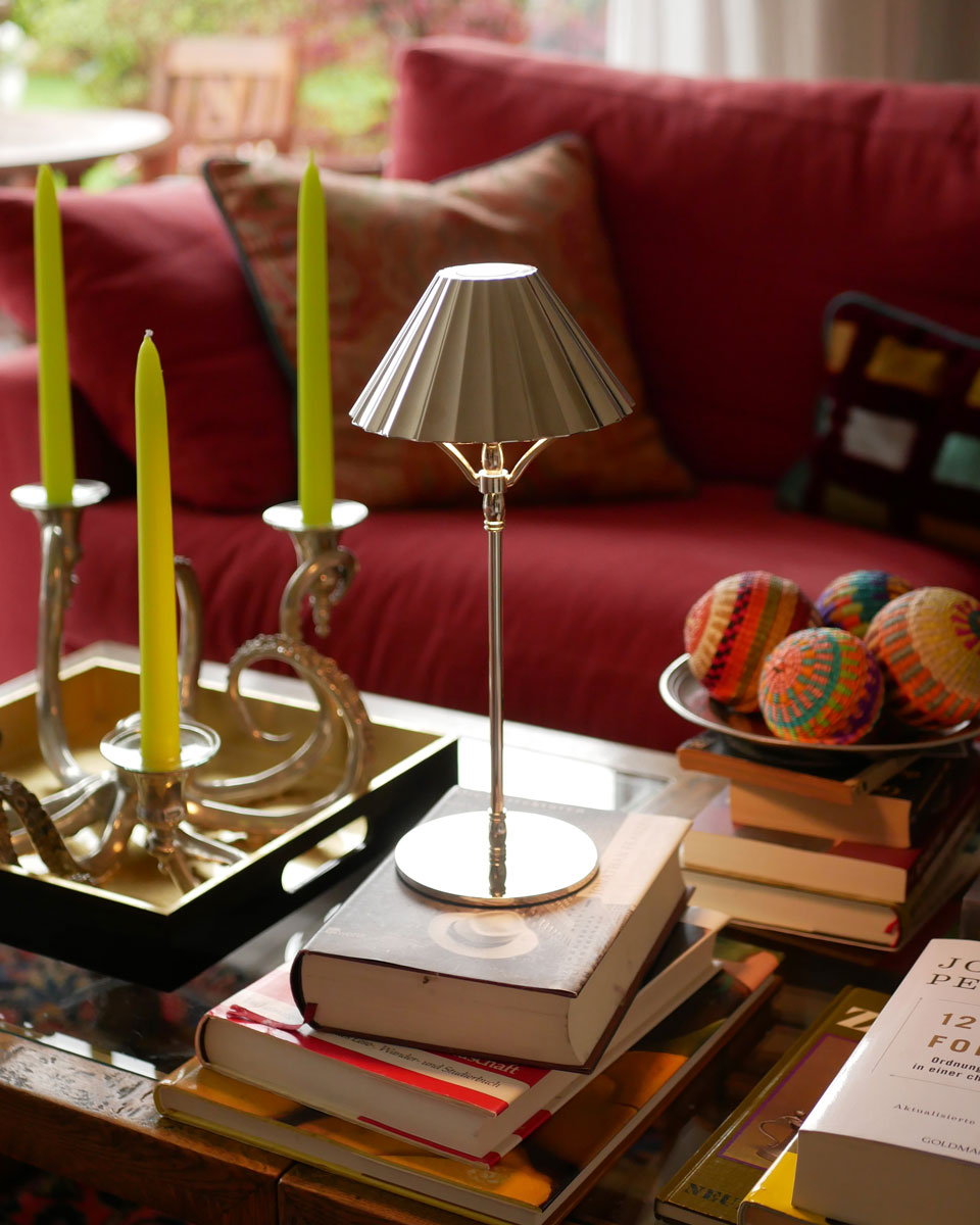 Akku Tischleuchte in Silber