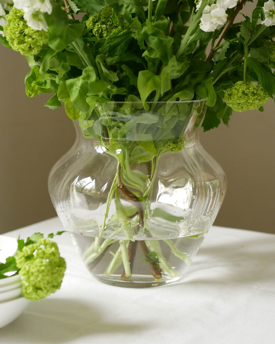 Große Vase in Kristallweiß