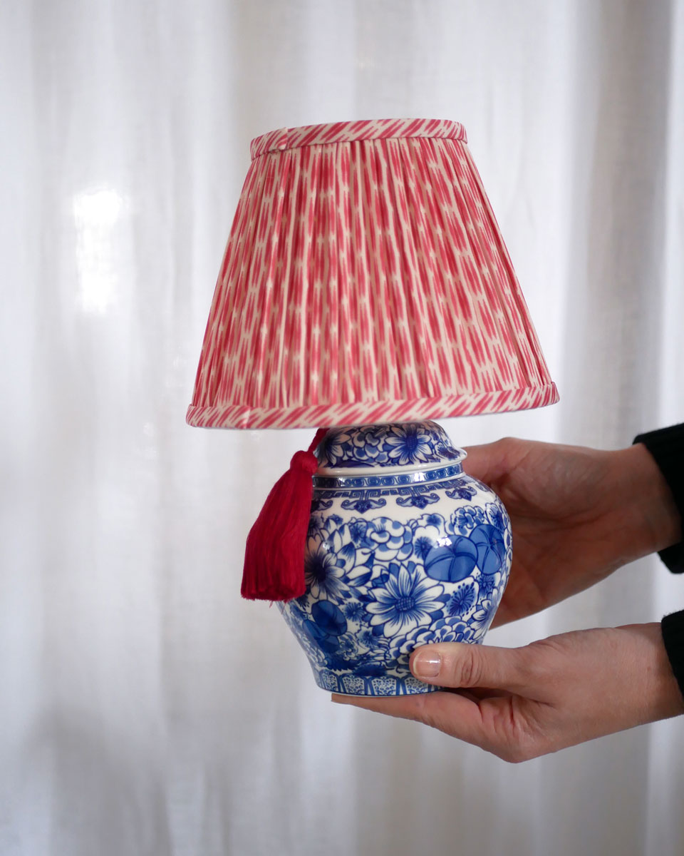 Akku Tischleuchte "Hongkong" mit Vasenfuß