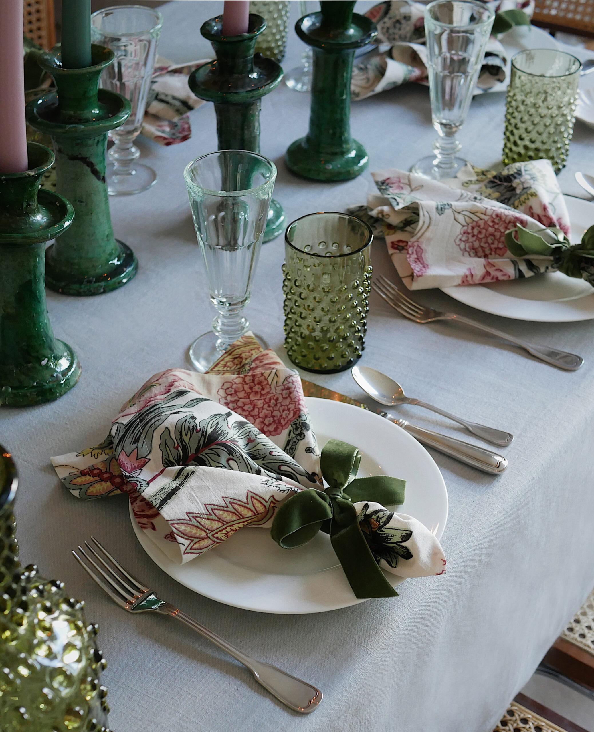 Leinen Tischdecke Hellgrau mit Quasten