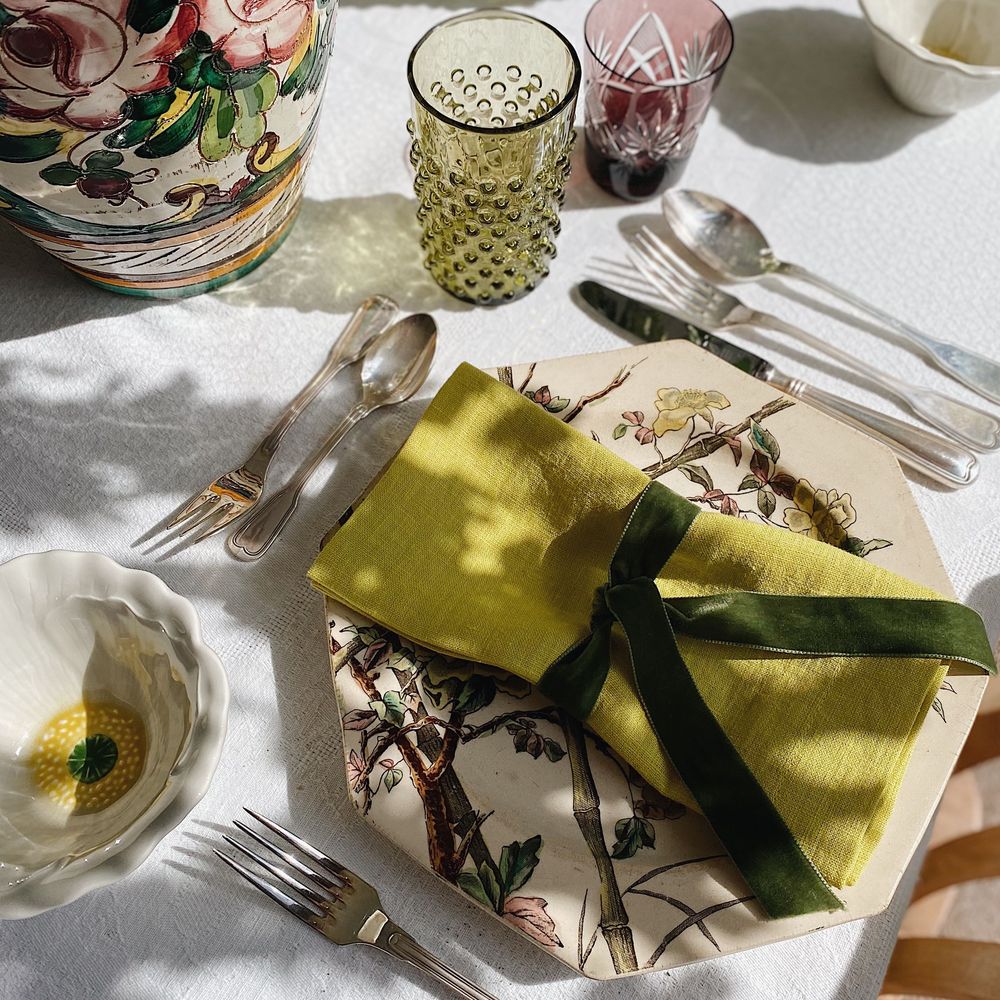 Samtschleifen Moosgrün - Serviettenbänder (6er)