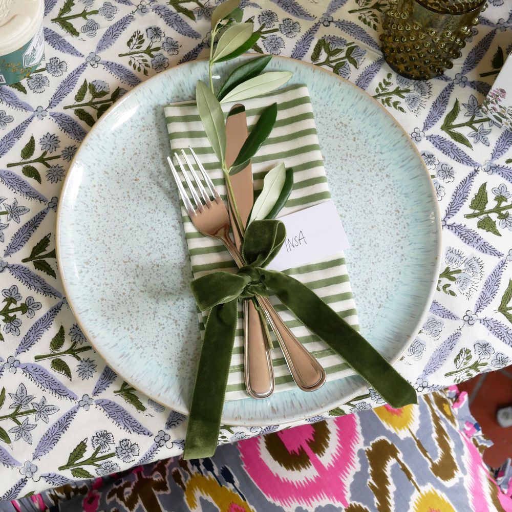 Samtschleifen Moosgrün - Serviettenbänder (6er)