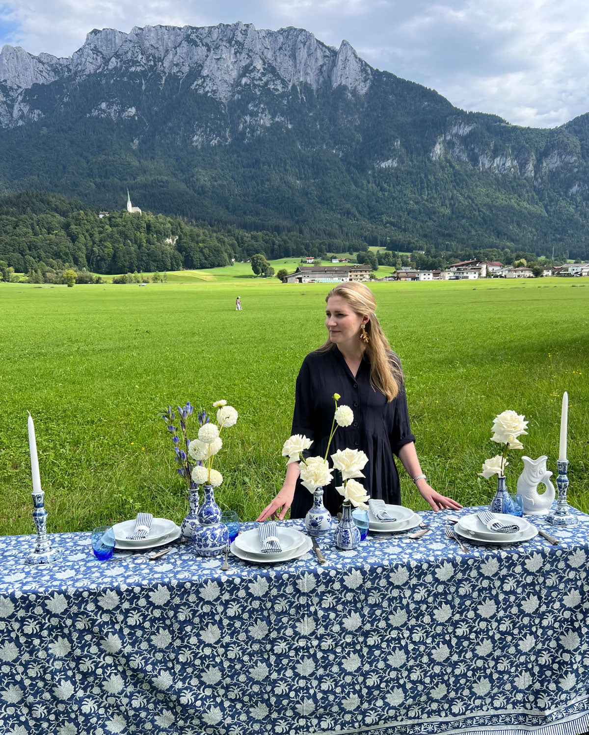 Biertisch Deko blau weiß