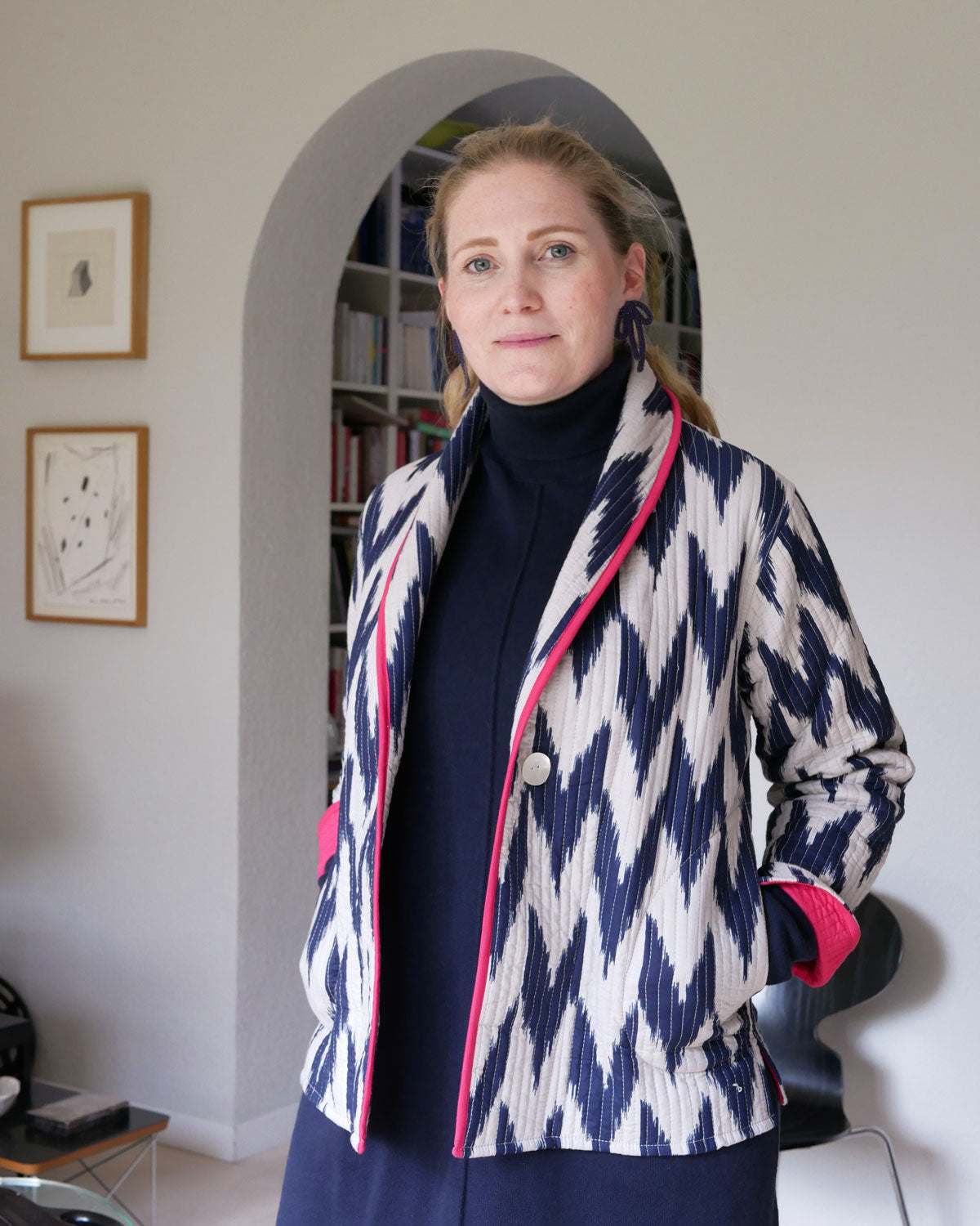 Ikat-Jacke "Donata" in Navy und Pink