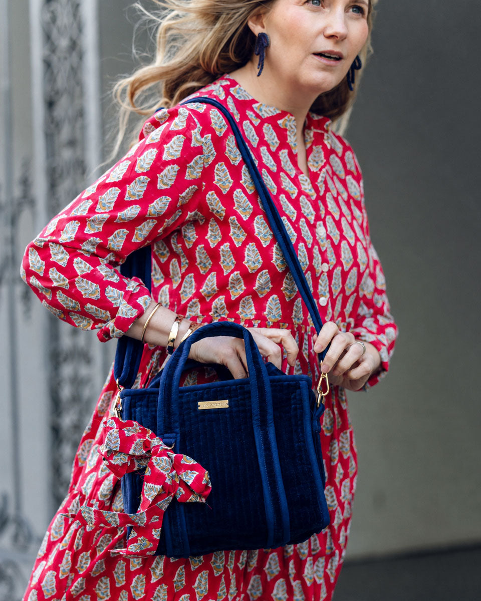 Mini Tote Bag aus Samt - dunkelblau