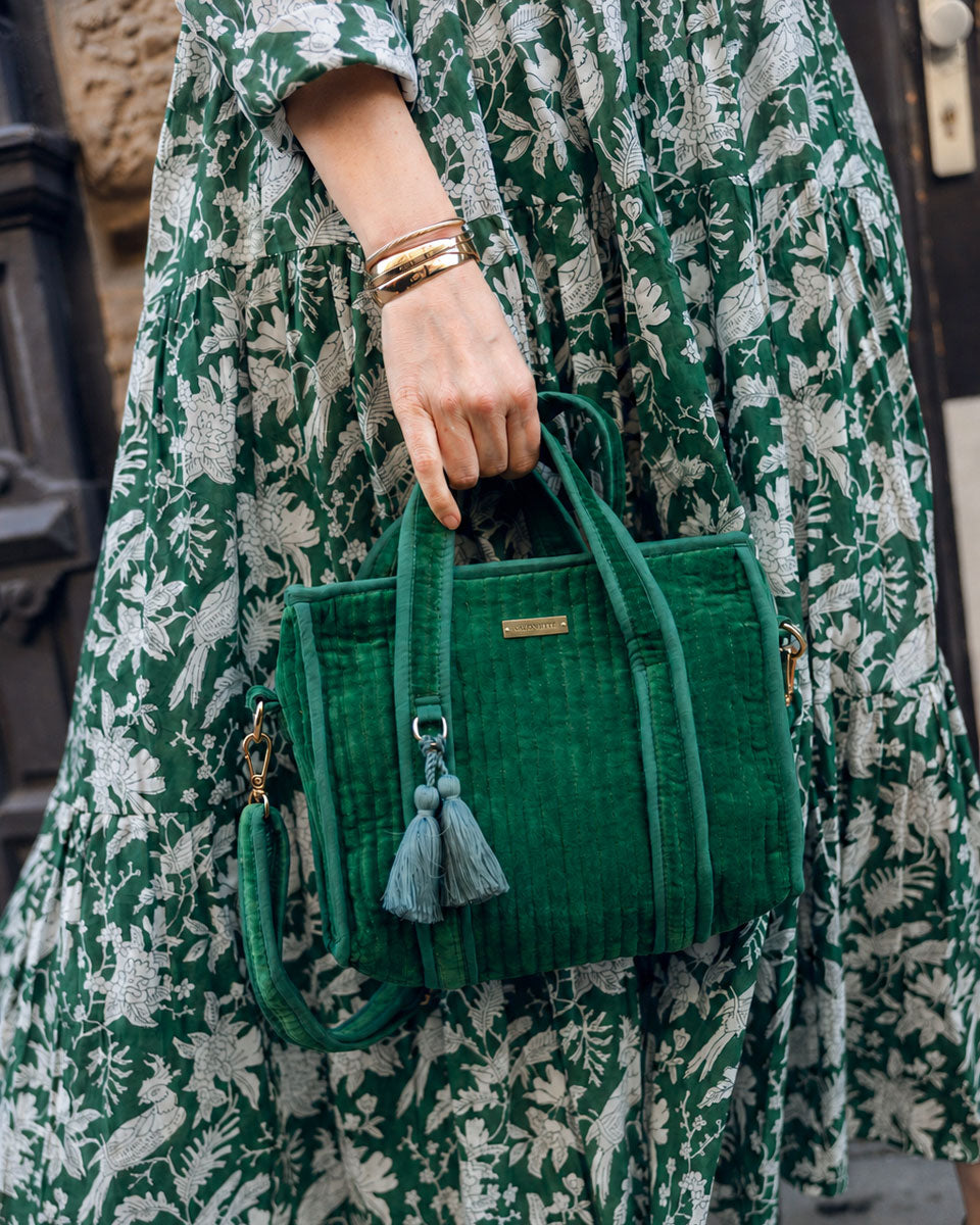 Mini Tote Bag aus Samt - flaschengrün