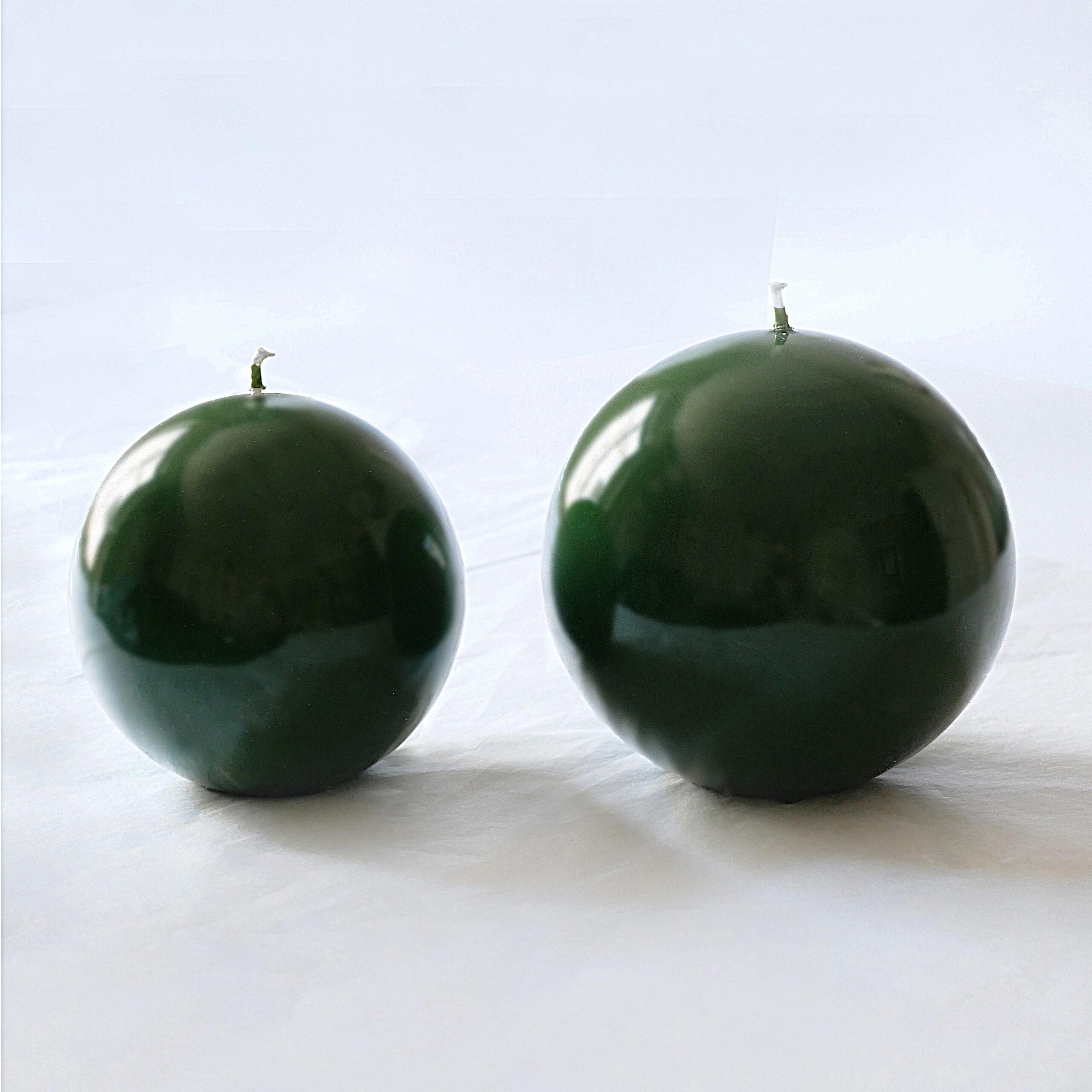 Kugelkerze - Dunkelgrün glänzend in zwei Größen
