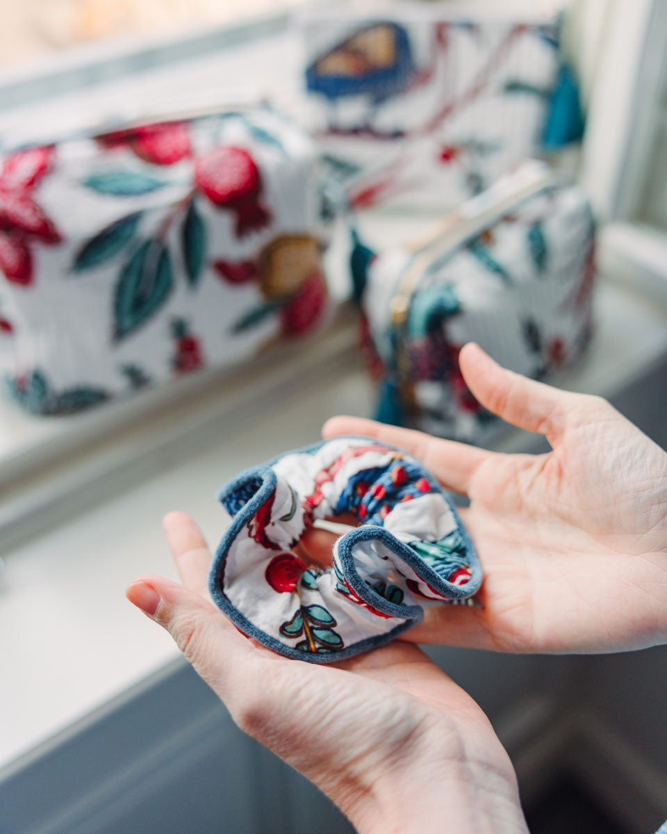 Scrunchie "White Bird"