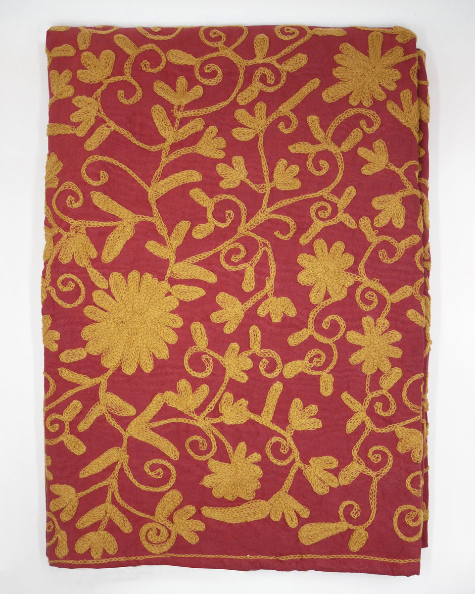 Bestickte Tischdecke "Suzani Noël"