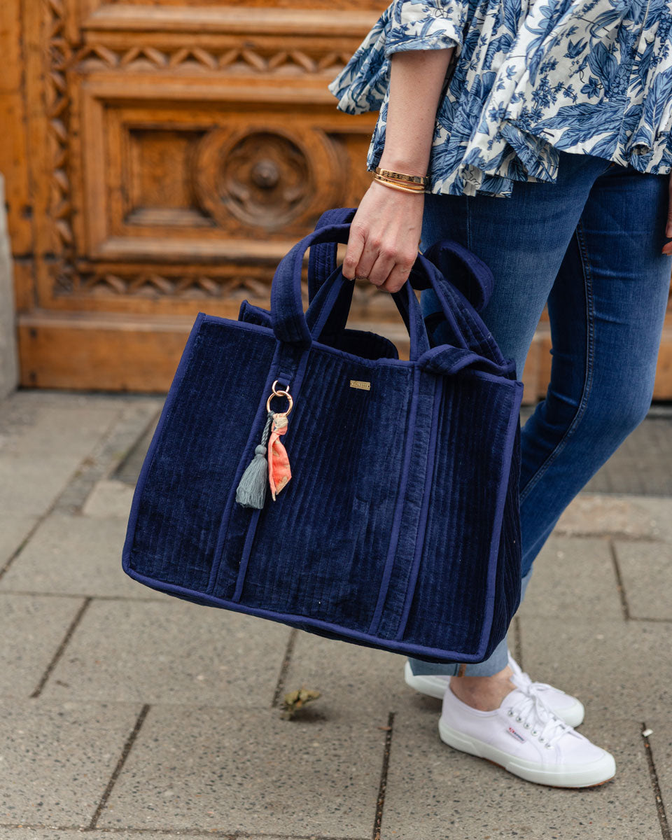 Tote Bag aus Samt - dunkelblau