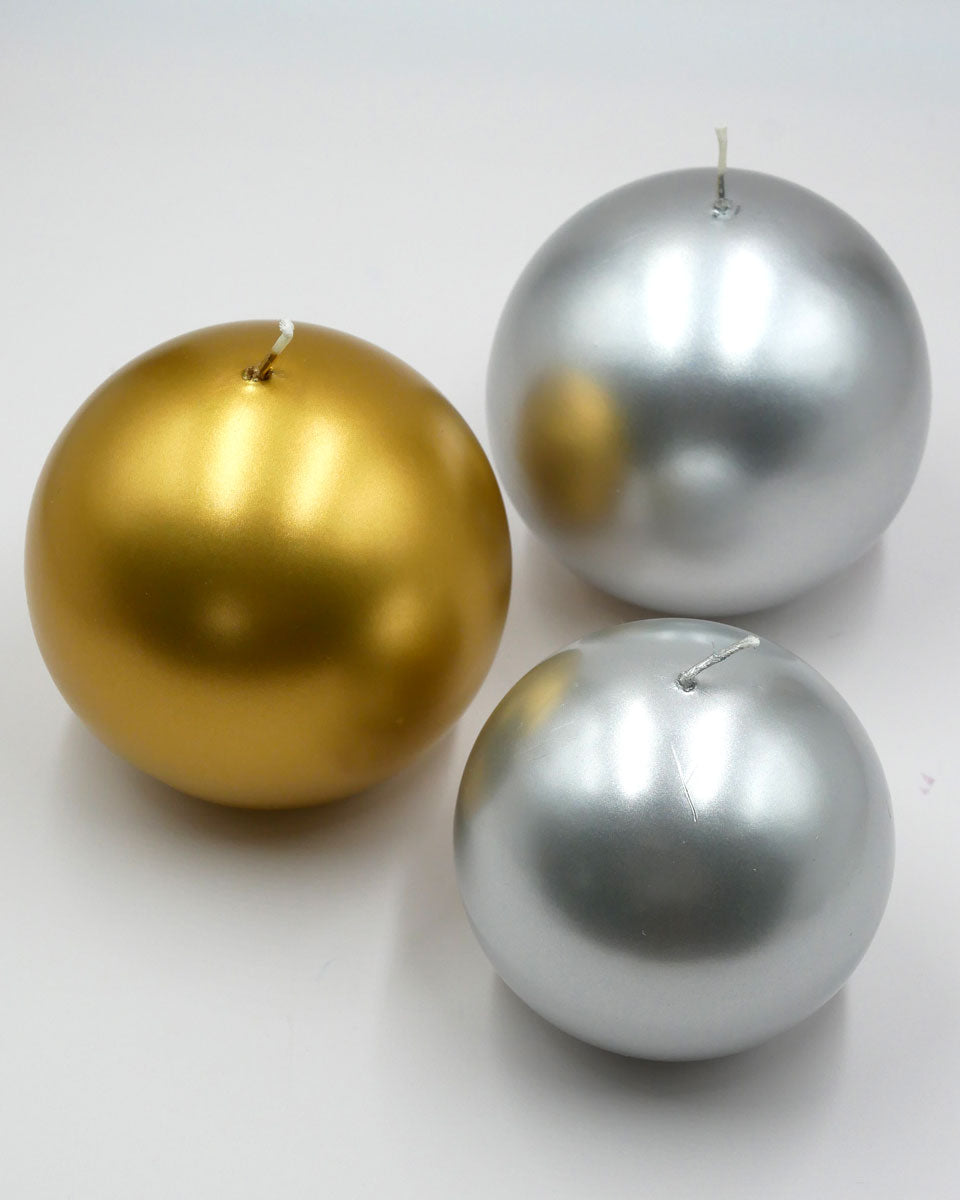 Kugelkerze - Gold und Silber mit kleinen Macken