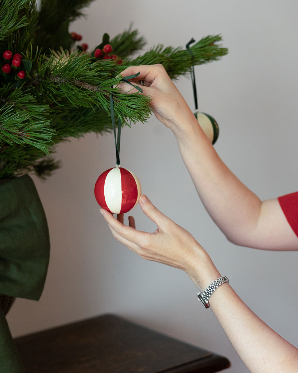 Kugel aus Pappmaché - Streifen