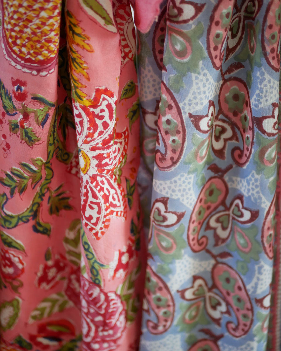 Pareo Blockprint in Türkis & Rosa