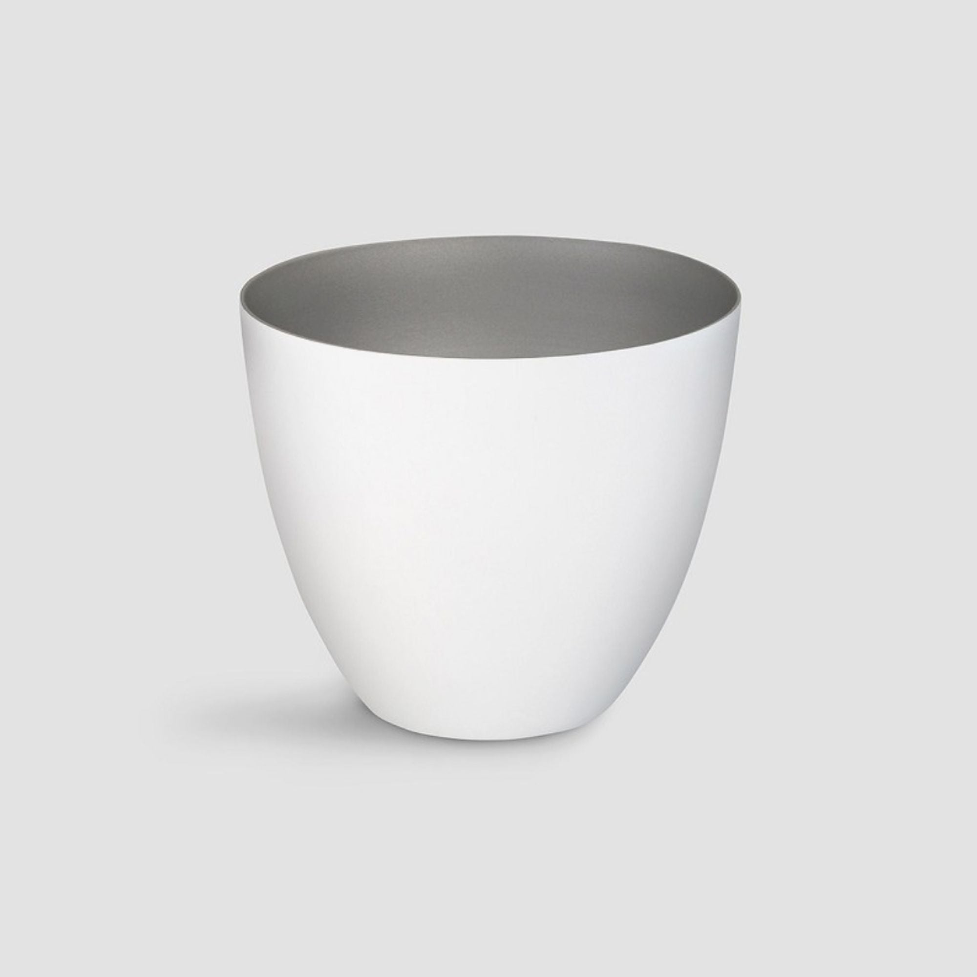 Teelichthalter aus feinem Porzellan in zwei Größen - weiß