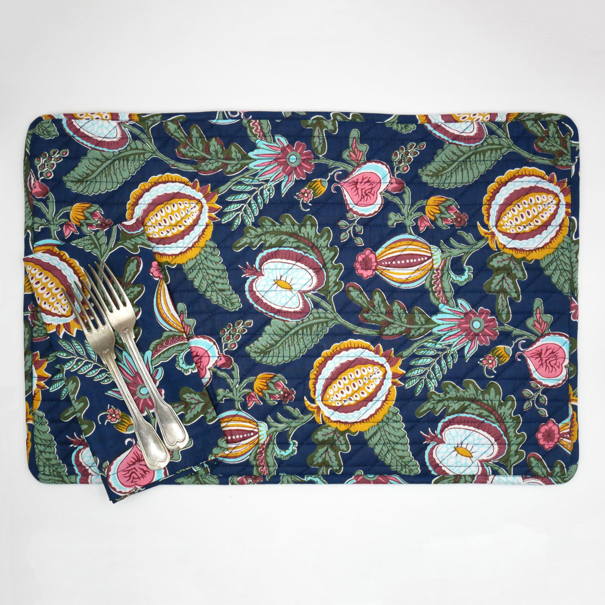 Abgesteppte Tischsets "Secret Garden Dunkelblau - Zweier-Set"